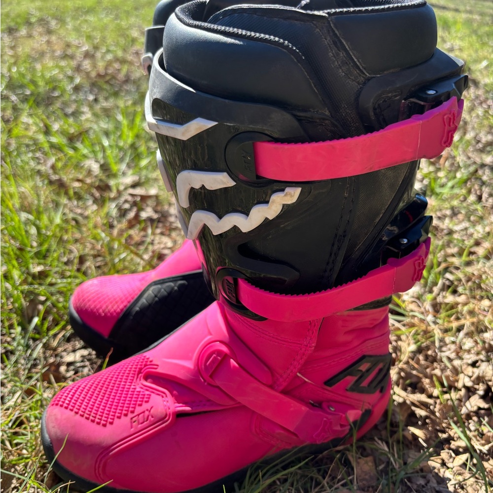 Fox Racing Pink and Black Motocross Boots size 4 youth
